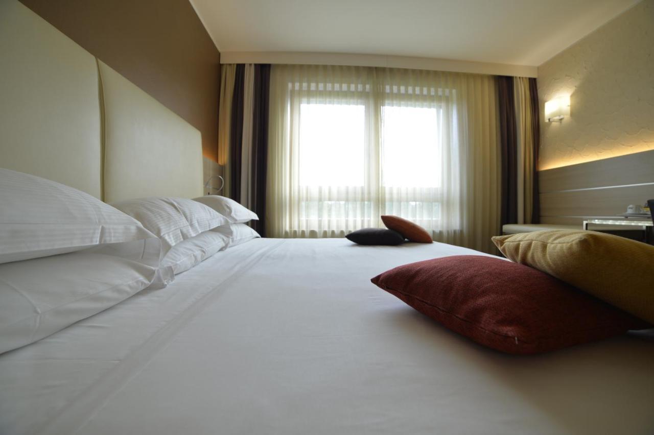 Best Western Plus Soave Hotel San Bonifacio Buitenkant foto